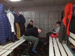 b_1024_768_0_00_images_2022_2023_WYCIECZKI_Lodowisko_337164024_923859495699710_294635849697922926_n